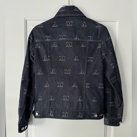 Brand new MAX MARA ‘M’ Logo Structured Jean Jacket with Signature ‘M’ Buttons - Picture 2 of 8
